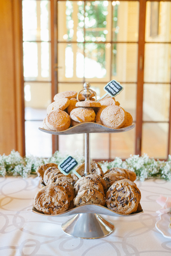 villa-montalvo-wedding-cookies