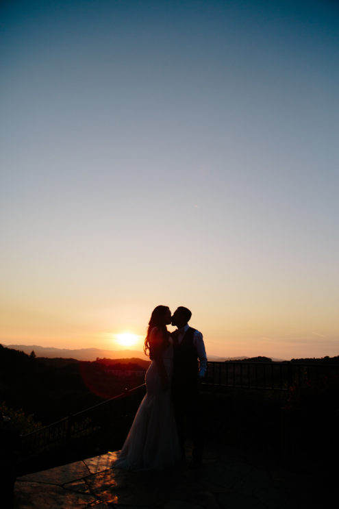 Wedding couple at sunset at Chalk Hill Estate.