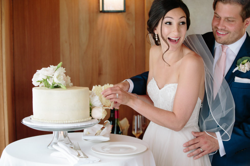 wedding-cake-auberge-du-soleil-napa-california-17