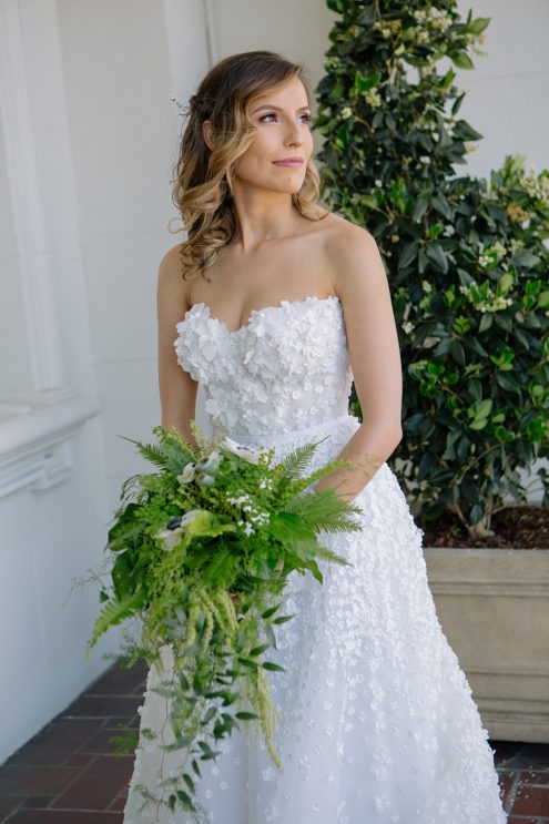 bride portrait for California Academy of Sciences Wedding by michelle walker photography