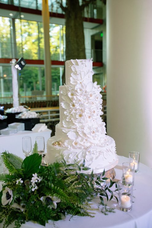 wedding cake for California Academy of Sciences Wedding by michelle walker photography