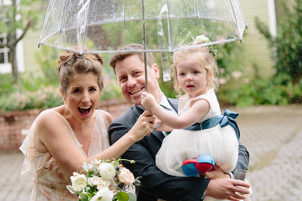 rain at Campovida winery wedding by michelle walker photography