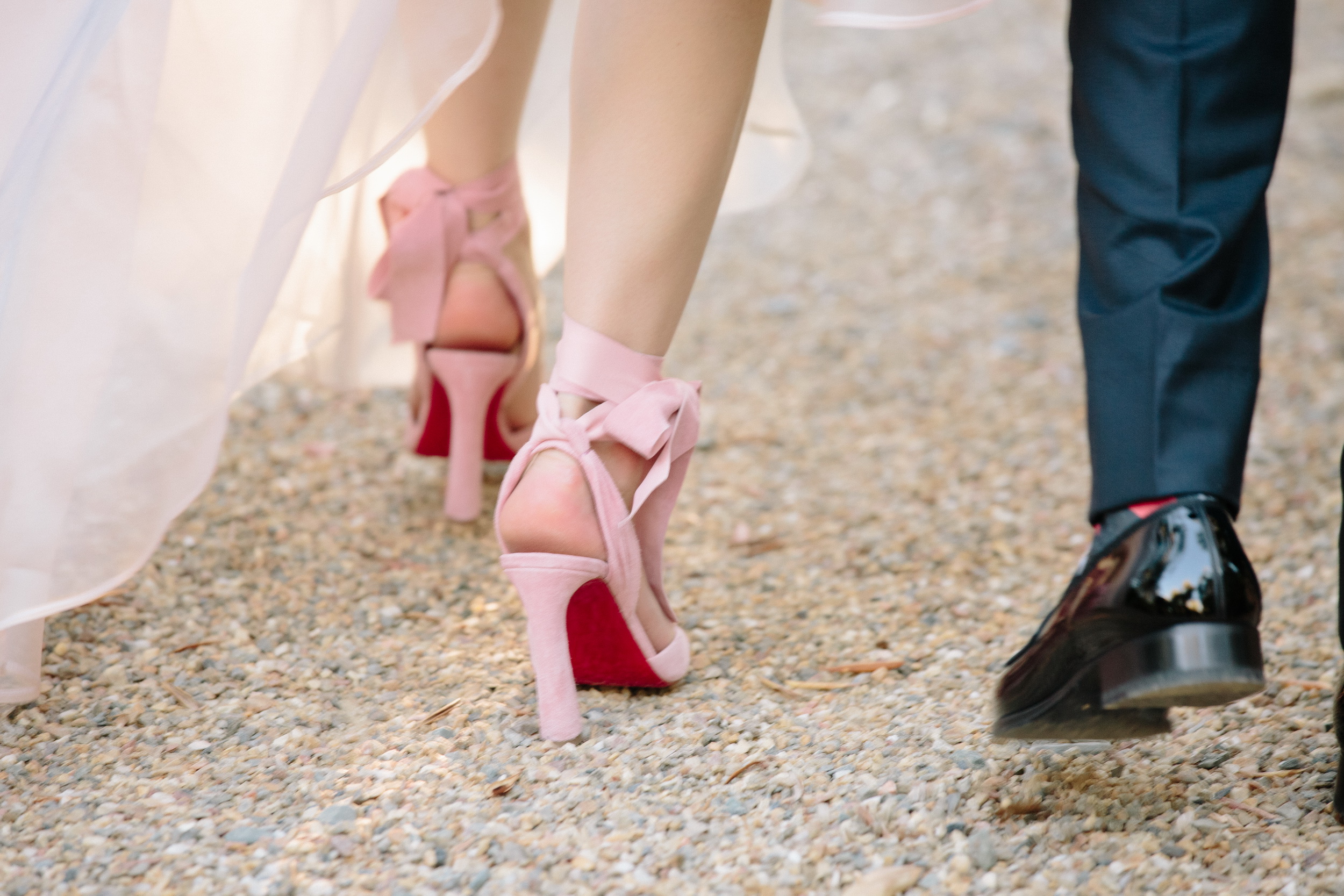 pink-wedding-shoes-louboutin